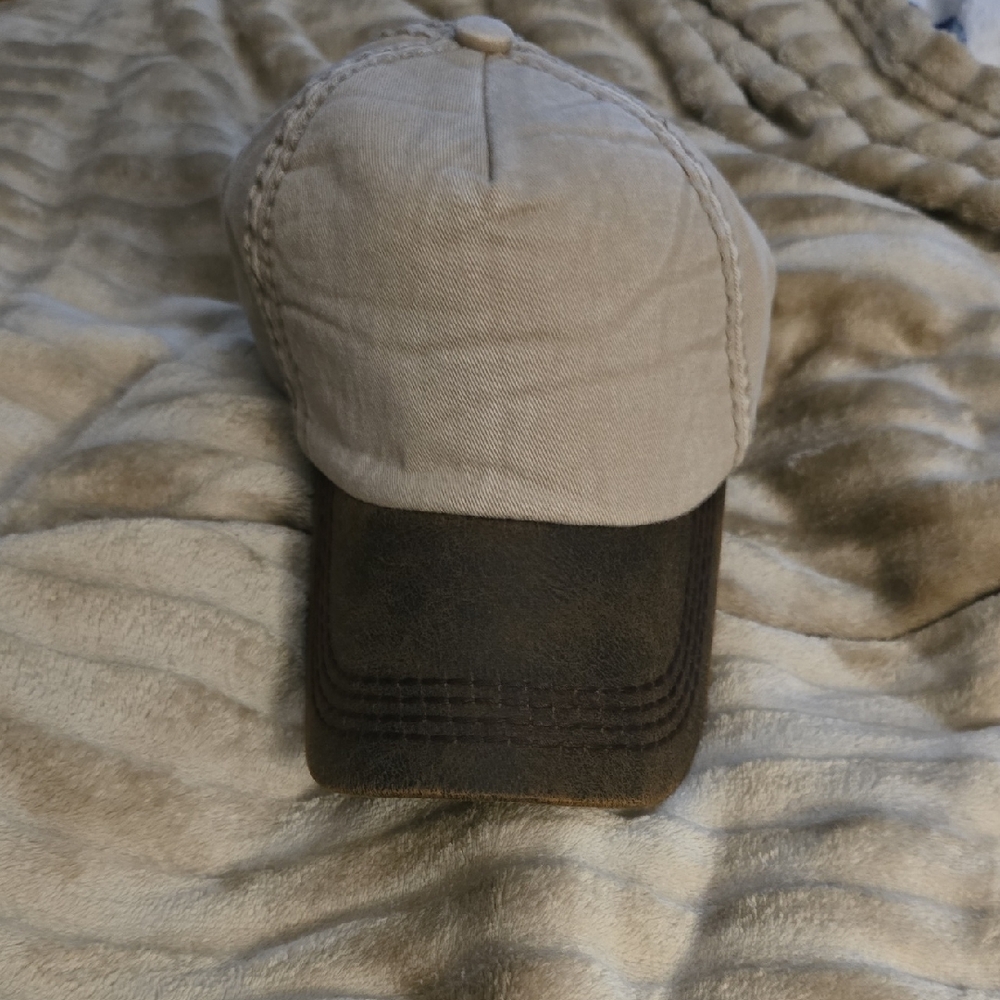 Pink Lily Tan and Brown Men's Hat